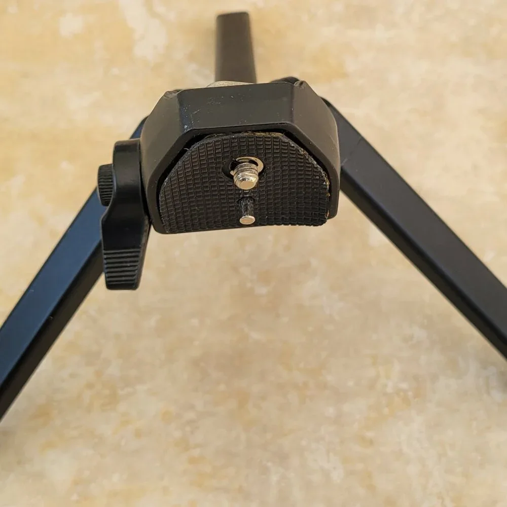 Portable Camera Stand, Retractable Mini Tripod